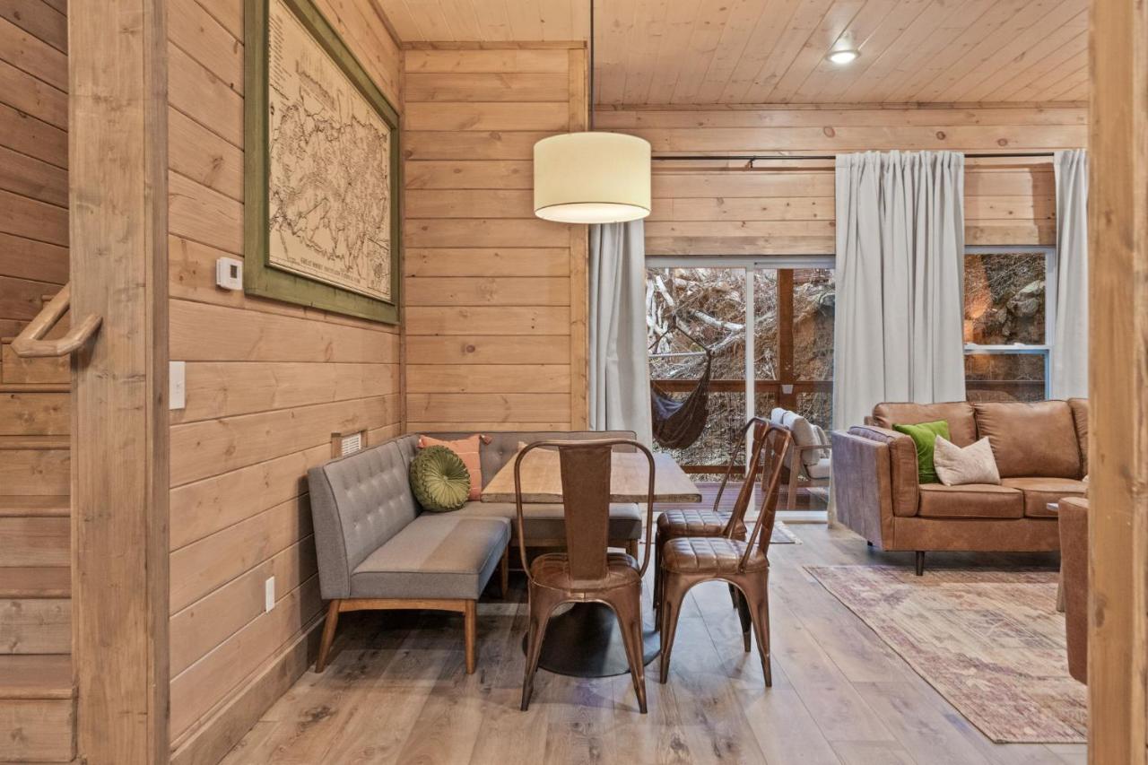 Villa Mins To Gburg Sleeps 8 Hot Tub Arcade Area Pool à Gatlinburg Extérieur photo